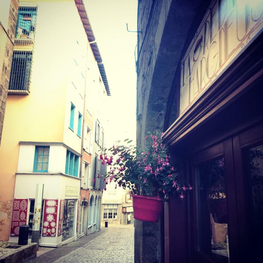 Une Coquille Sous L'Oreiller Le Puy-en-Velay Bagian luar foto